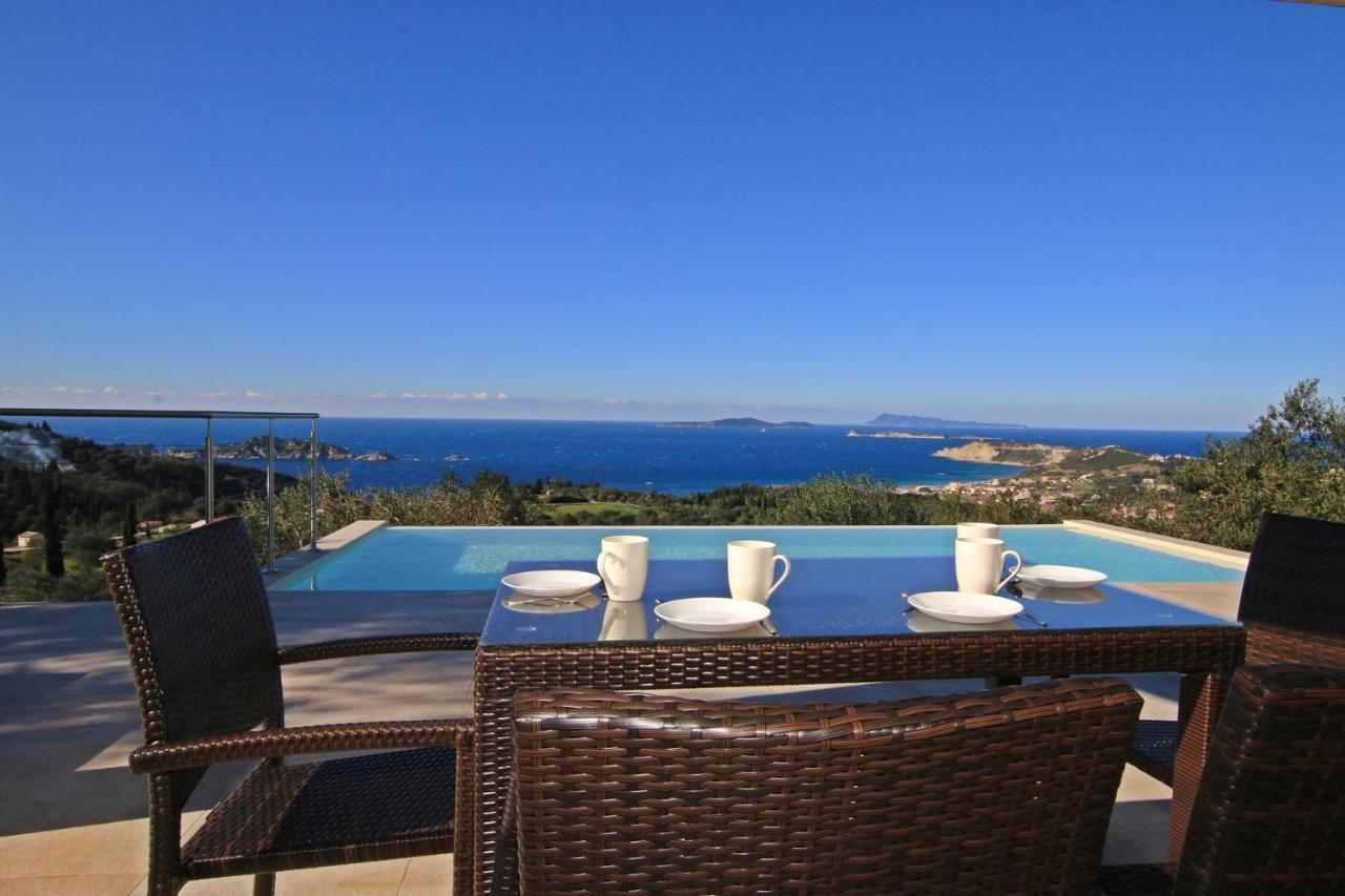 Vila Sunset Sea View 1 *